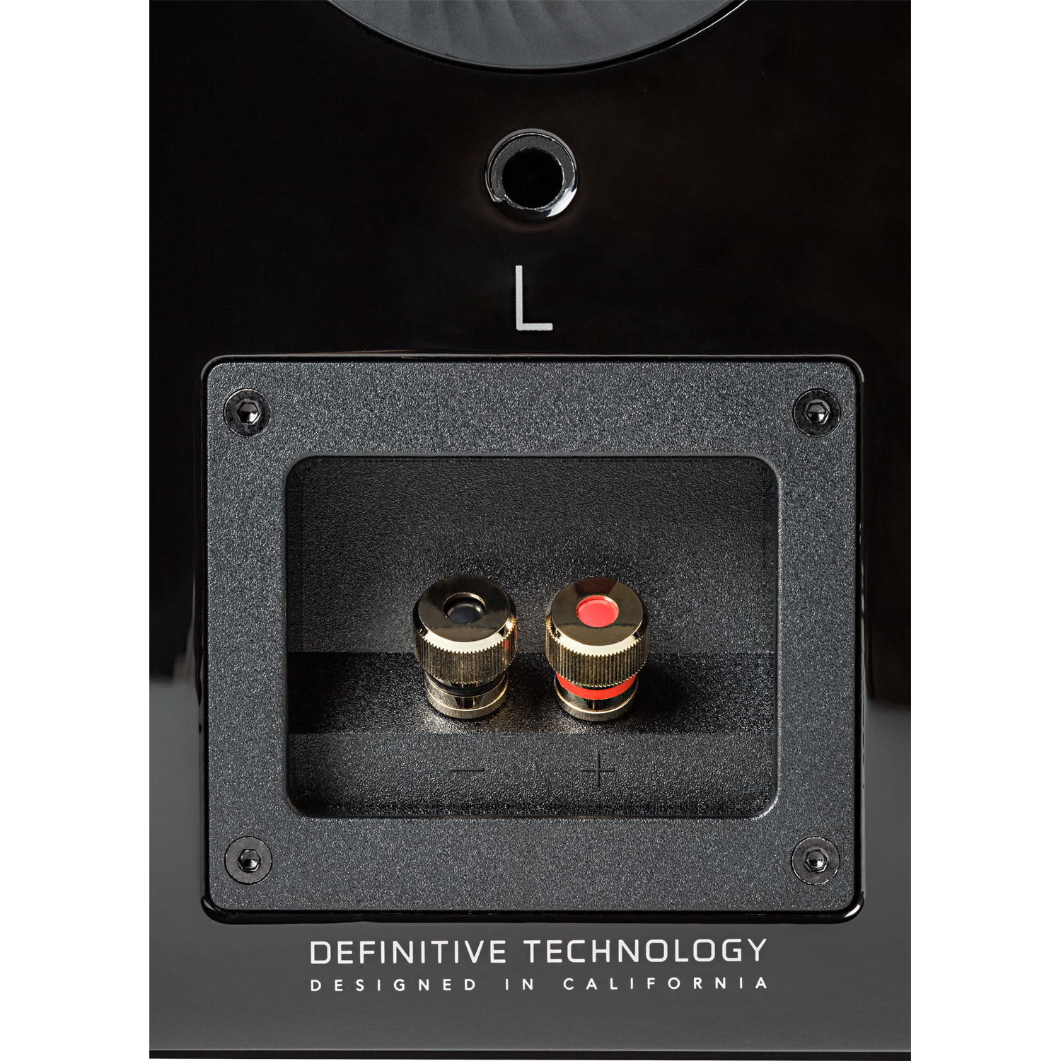 DEFINITIVE TECHNOLOGY Demand D7